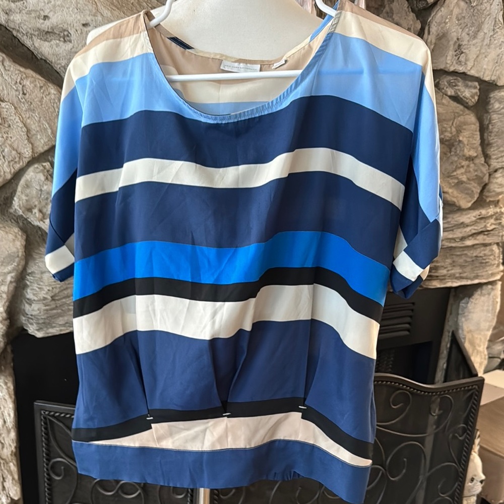 New York & Company Blue and White Boxy T-Shirt